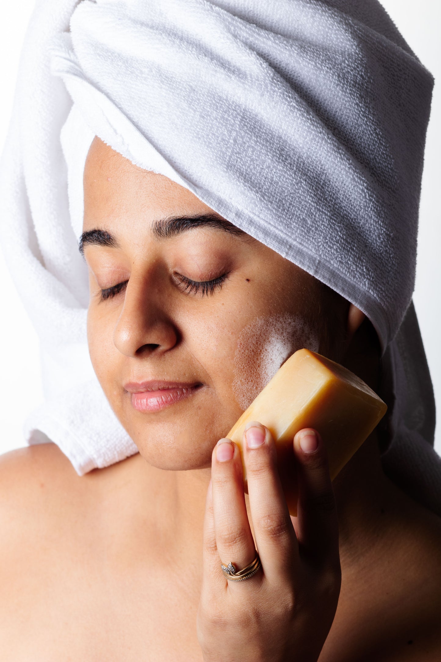 Nurvi Turmeric Saffron Cold Pressed Soap